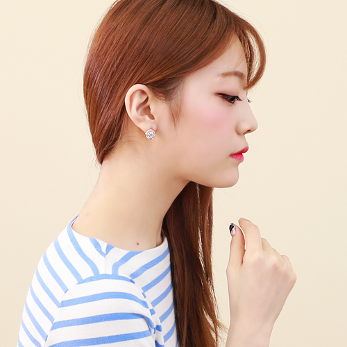 ��ǰ�̹���