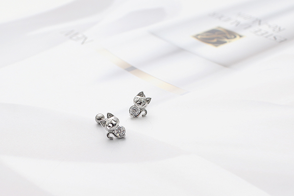 ��ǰ�̹���